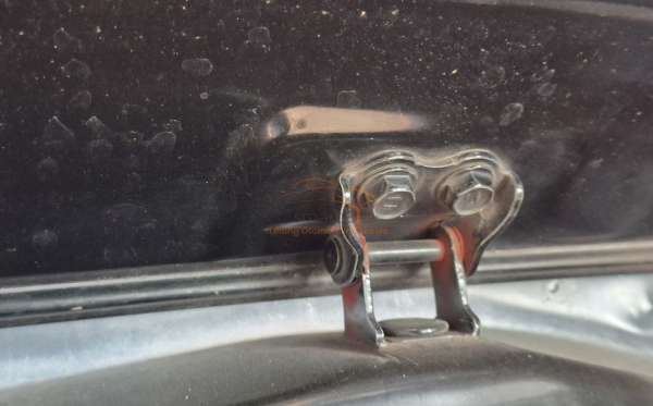 TOYOTA YARIS E