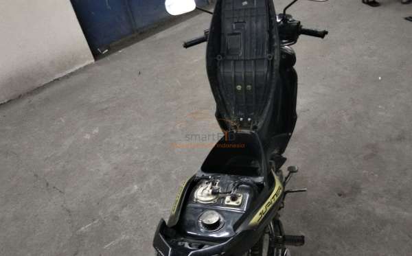 YAMAHA  JUPITER Z1