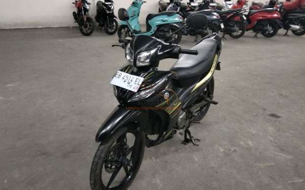 YAMAHA  JUPITER Z1