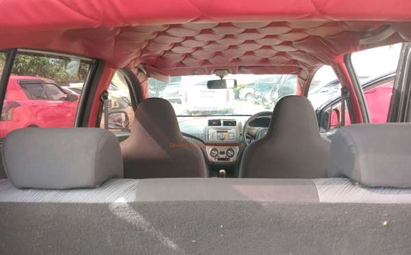 DAIHATSU AYLA 1.0 X