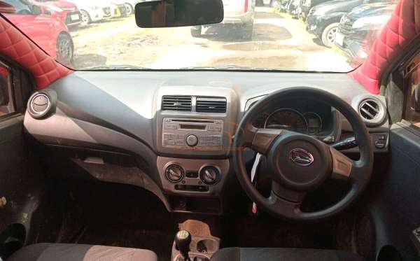 DAIHATSU AYLA 1.0 X