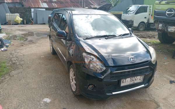 DAIHATSU AYLA 1.0 X