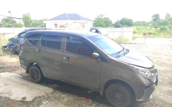 DAIHATSU SIGRA