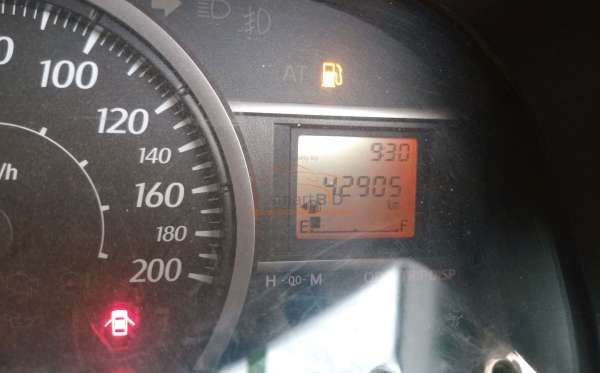 DAIHATSU  SIGRA  M