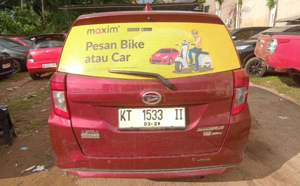 DAIHATSU  SIGRA  M