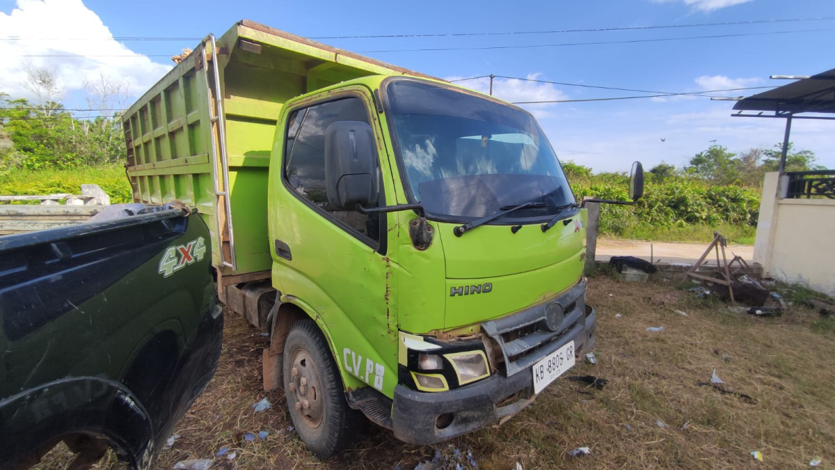 HINO  XZU349R
