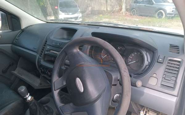 FORD RANGER BASE 2.2L