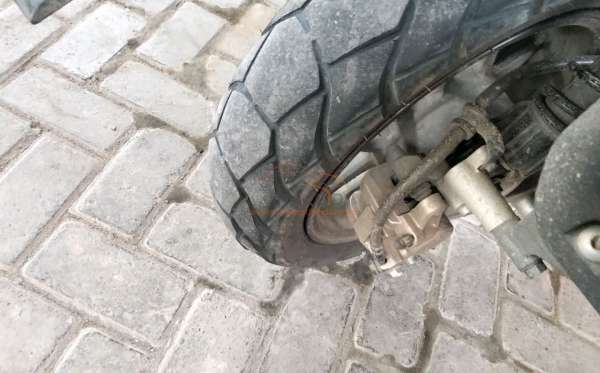 HONDA  ADV