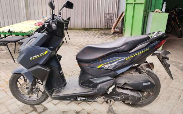 HONDA  VARIO 160
