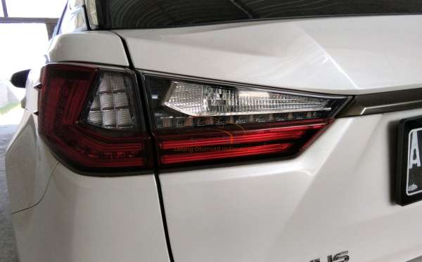LEXUS RX 200