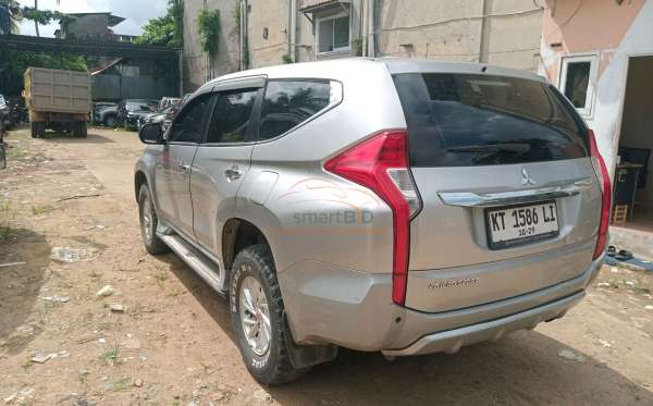 MITSUBISHI PAJERO SPORT GLX