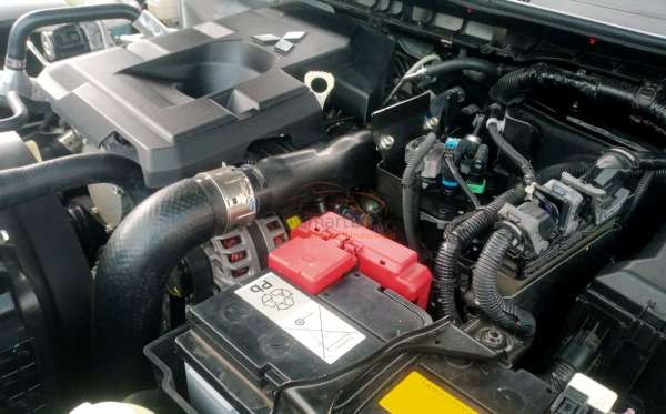 MITSUBISHI TRITON 2.4L DC ULTIMATE (4X4)