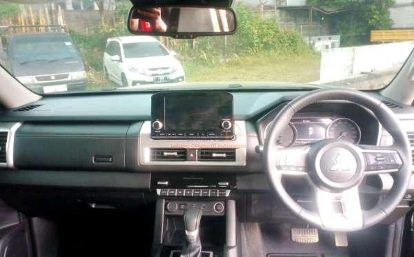MITSUBISHI TRITON 2.4L DC ULTIMATE (4X4)