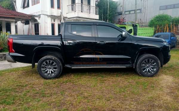 MITSUBISHI TRITON 2.4L DC ULTIMATE (4X4)