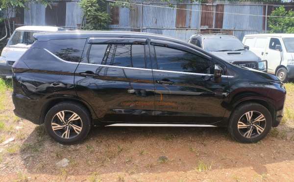 MITSUBISHI XPANDER