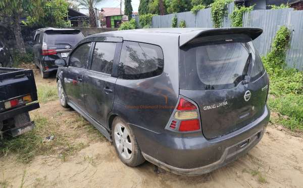NISSAN  LIVINA GRAND  XV