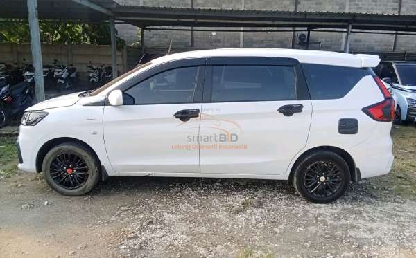 SUZUKI ERTIGA GL