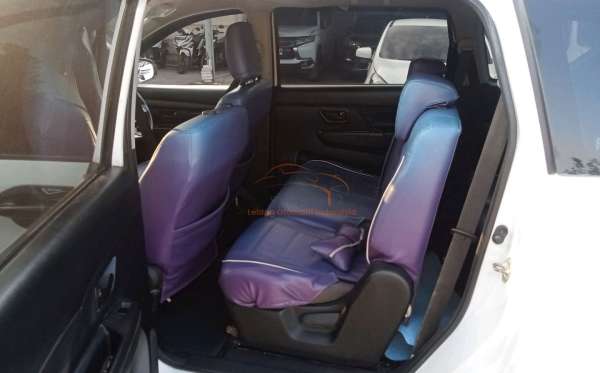 SUZUKI ERTIGA GL
