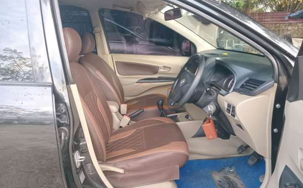 TOYOTA AVANZA 1.3 G