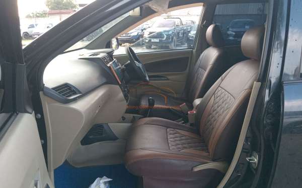 TOYOTA AVANZA 1.3 G