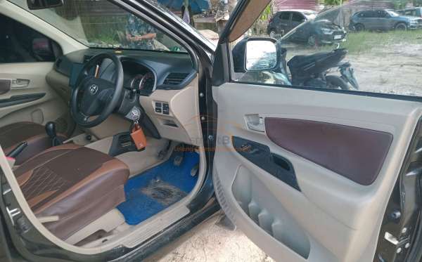 TOYOTA AVANZA 1.3 G