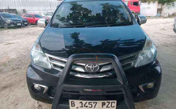 TOYOTA AVANZA 1.3 G