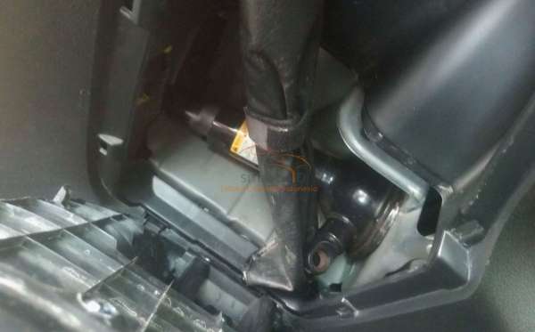 TOYOTA INNOVA 2.4 G