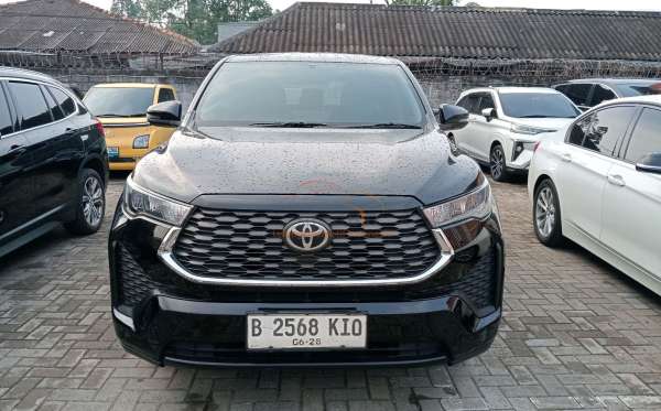 TOYOTA INNOVA ZENIX G