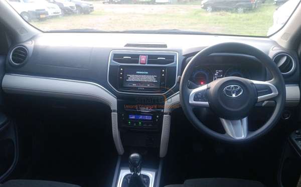 TOYOTA RUSH 1.5 G