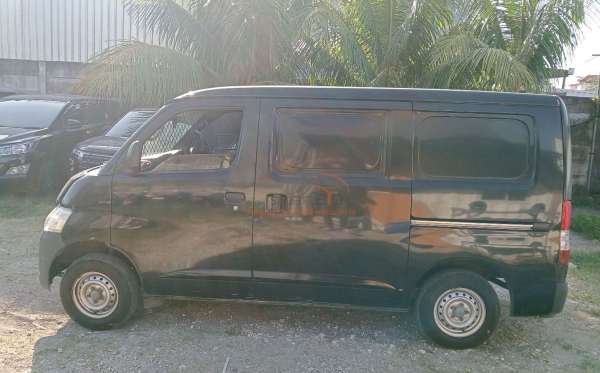 DAIHATSU GRAN MAX
