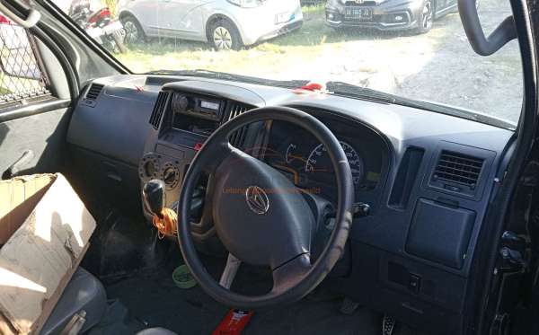 DAIHATSU GRAN MAX