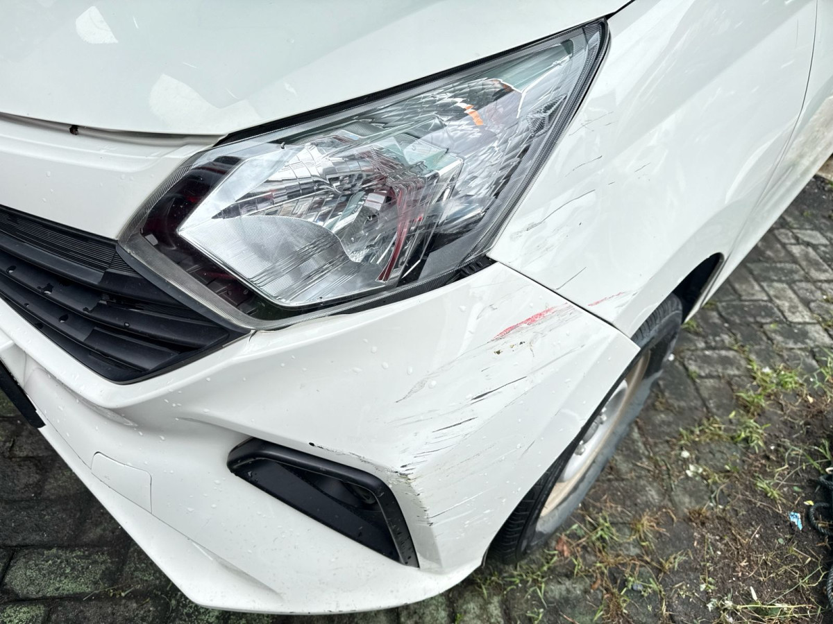 DAIHATSU SIGRA  D
