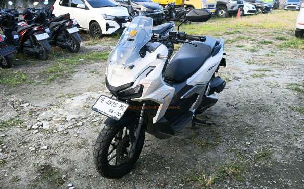HONDA ADV 160 CBS