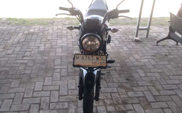 HONDA CB 150 Verza