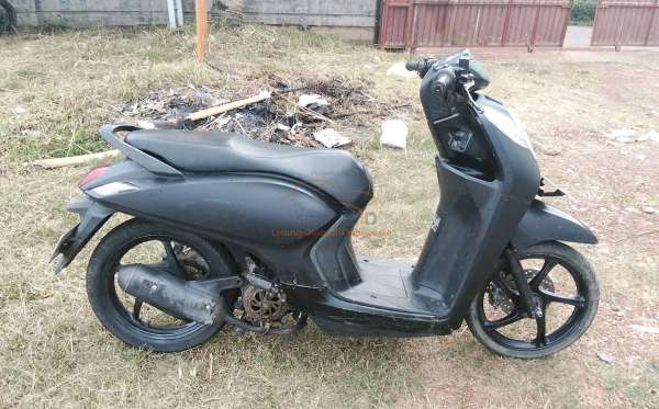 HONDA GENIO