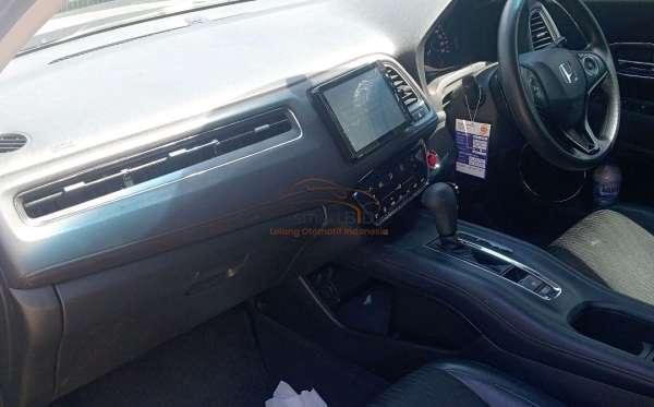 HONDA HRV RU1 1.5 E CVT