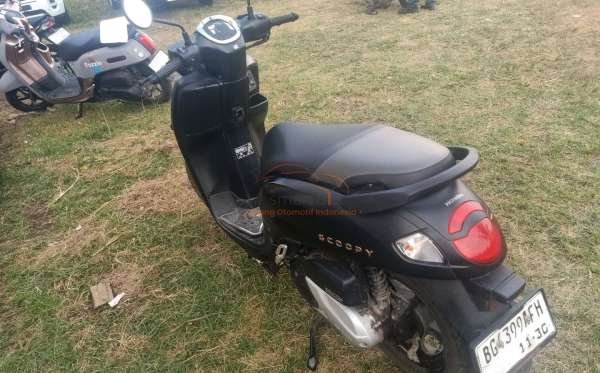 HONDA SCOOPY PRESTIGE