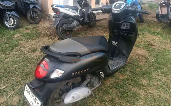 HONDA SCOOPY PRESTIGE
