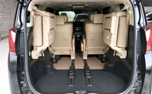 TOYOTA ALPHARD 2.5 G