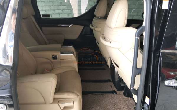 TOYOTA ALPHARD 2.5 G