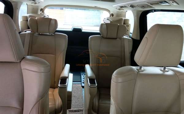 TOYOTA ALPHARD 2.5 G