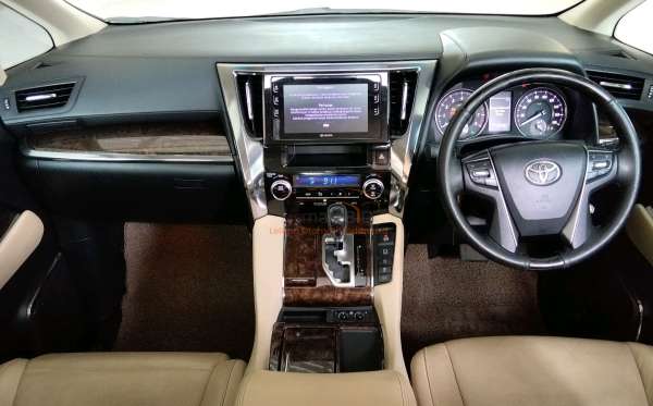 TOYOTA ALPHARD 2.5 G