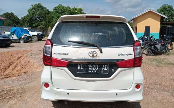 TOYOTA AVANZA VELOZ