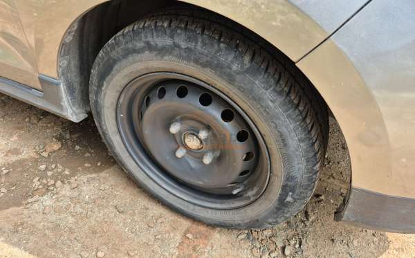 WULING CONFERO S