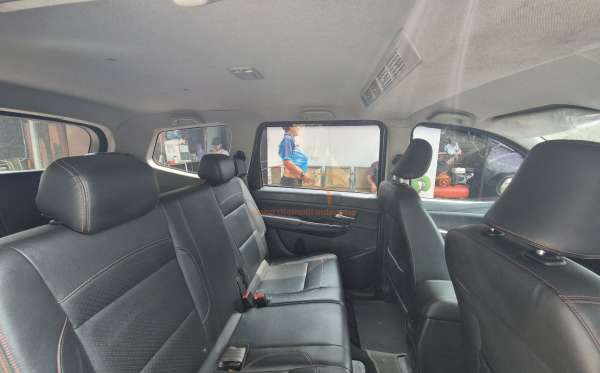 WULING CONFERO S