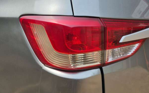 WULING CONFERO S