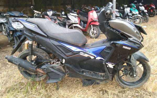 YAMAHA  AEROX 155