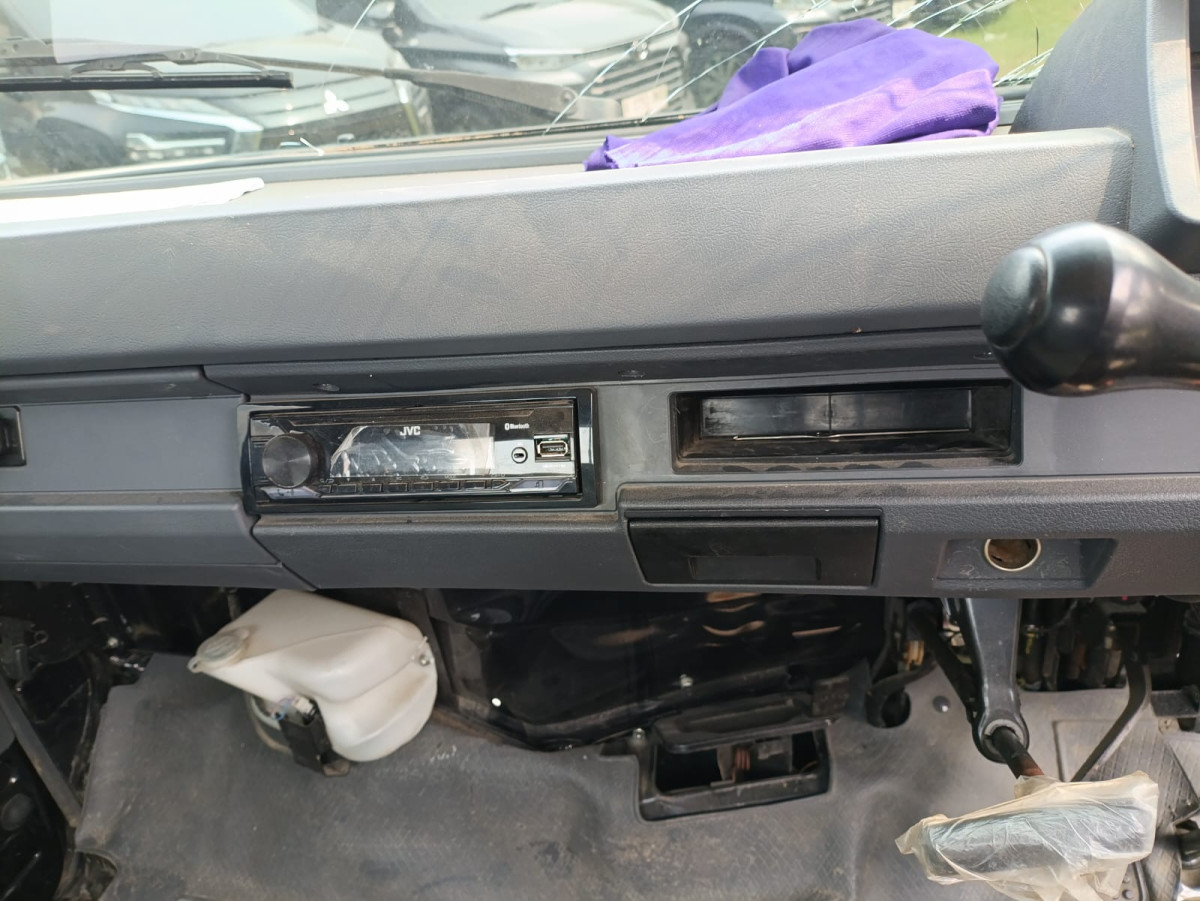 MITSUBISHI  L 300 L300 PU FB-R (4X2)