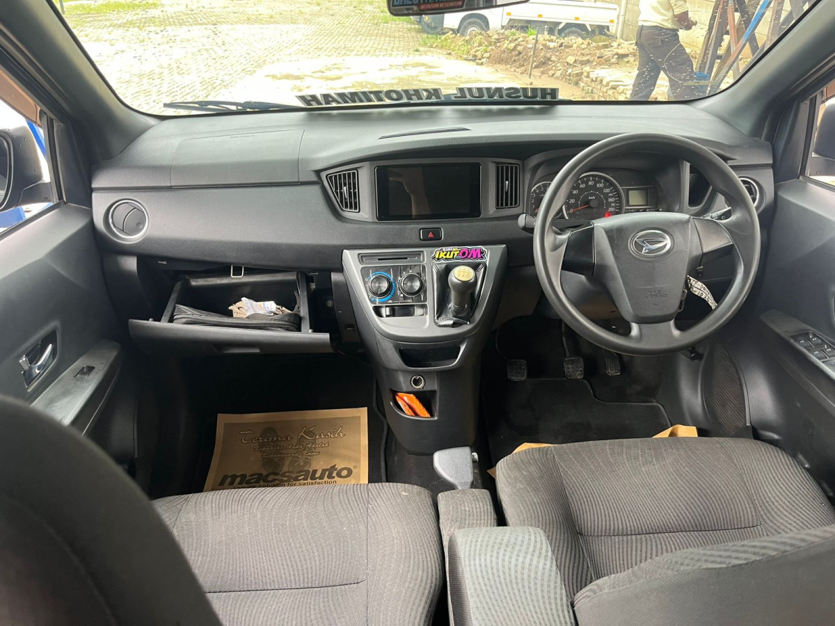 DAIHATSU SIGRA  R