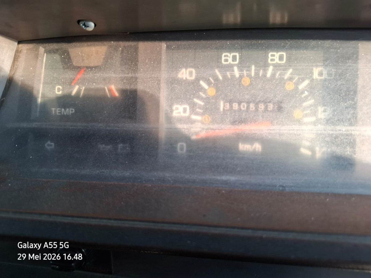 MITSUBISHI  L 300  BC-R 4X2